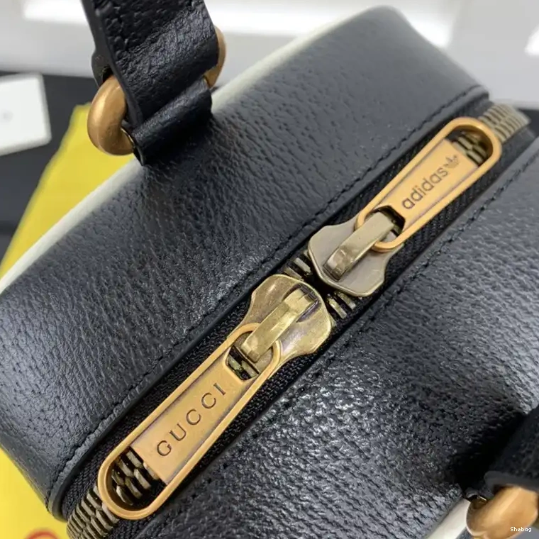 2210YA0163 Gucci Bag 0825